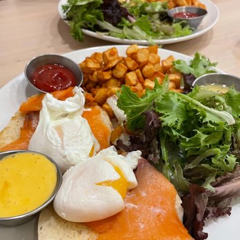 Oh My Darling - Salmon Benedict - Breakfast & Brunch Near Me - Syracuse, New York