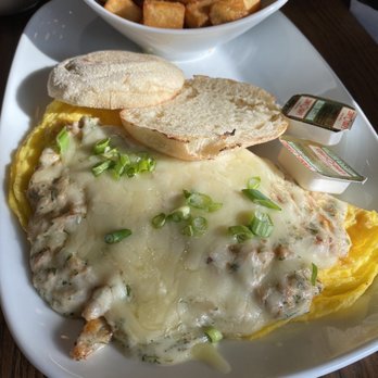 Another Broken Egg Cafe - American Near Me - Columbus, Ohio