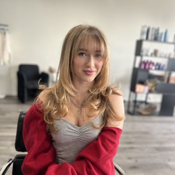 Be Bella - Layered Haircut - Hair Stylists Near Me - Melrose Park, Illinois Be Bella - Layered Haircut - Hair Stylists Near Me - Melrose Park, Illinois