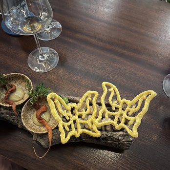 Apt 115 - Amazing food - Wine Bars Near Me - Austin, Texas