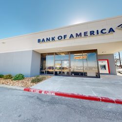 Bank of America Financial Center - Storefront