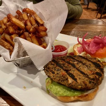 Public Kitchen - veggie burger on gluten free bun with fries - Gastropubs Near Me - Wakefield, Massachusetts