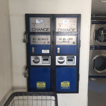 Cottonwood Laundry - Machine on the right worked! - Laundry Services Near Me - Avalon, California Cottonwood Laundry - Machine on the right worked! - Laundry Services Near Me - Avalon, California