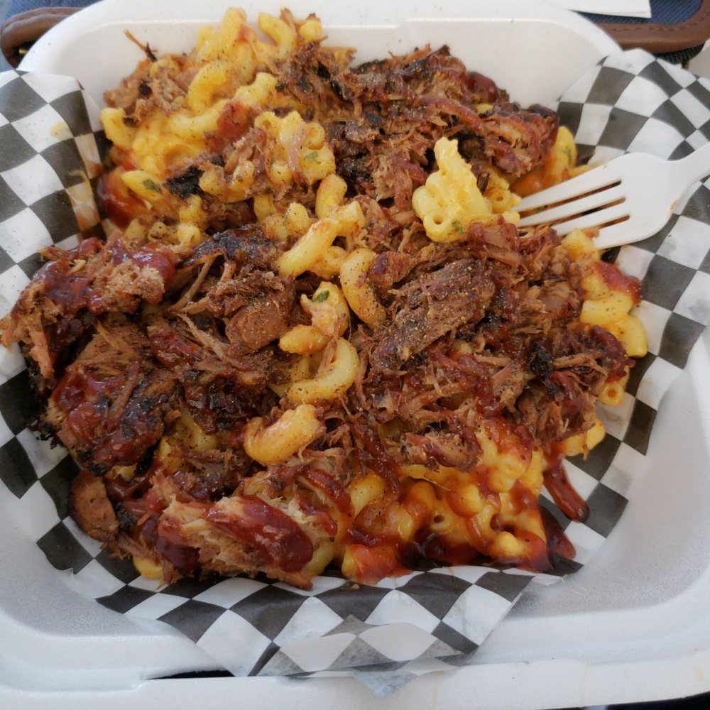 The Chill Grill - Yummy mac & cheese and pulled pork. - Food Trucks Near Me The Chill Grill - Yummy mac & cheese and pulled pork. - Food Trucks Near Me