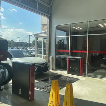 Swope Toyota - Car Dealers Near Me - Elizabethtown, Kentucky