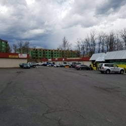 Battery Warehouse - Bel Air - Battery Warehouse Belair entrance to parking lot. Store is on the left