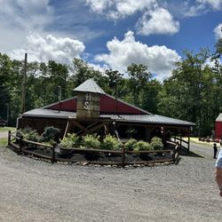 Little Red Barn Camp Grounds - Wedding time