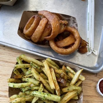 Gotts Roadside - Burgers Near Me - Napa, California Gotts Roadside - Burgers Near Me - Napa, California