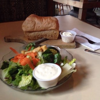 Lakeshore Resort - Awesome salad and bread before main. - Resorts Near Me - Lakeshore, California
