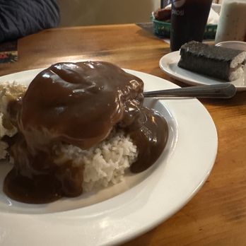 The Dive - Locals loco moco and Misubi (it is misspelled on the menu, it is supposed to be Musubi) - Bars Near Me - Port Orford, Oregon