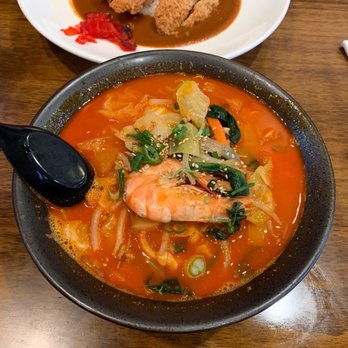 Kurobuta - Super spicy seafood ramen. The noodles are a bit bland, but the broth has a good amount of heat - Ramen Near Me - Carrollton, Texas