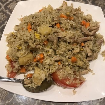 Thai Spoons - Pineapple fried garlic rice - Thai Near Me - Sunnyvale, California Thai Spoons - Pineapple fried garlic rice - Thai Near Me - Sunnyvale, California