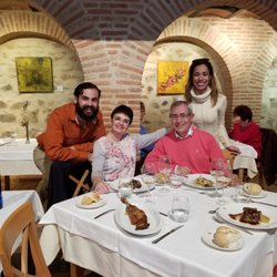 Bodegas Real - Nice family dinner. See my roasted leg of lamb?