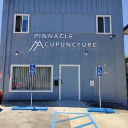 Exterior outside entrance of Pinnacle Acupuncture - San Diego, California Exterior outside entrance of Pinnacle Acupuncture - San Diego, California