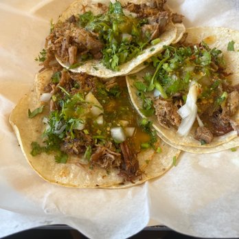 Taqueria Los Gordos - Carnitas tacos for lunch - Mexican Near Me - Redding, California Taqueria Los Gordos - Carnitas tacos for lunch - Mexican Near Me - Redding, California