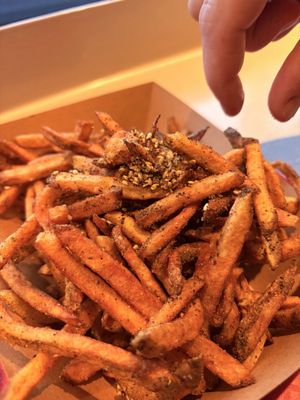 Falafel Yoni by null