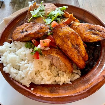 Zona Rosa - Carnitas plate - Mexican Near Me - San Jose, California Zona Rosa - Carnitas plate - Mexican Near Me - San Jose, California