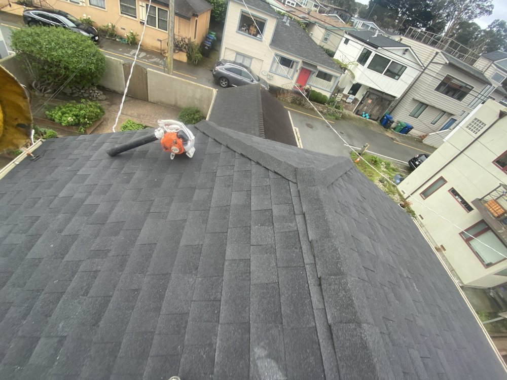 Slide of Luis Roofing