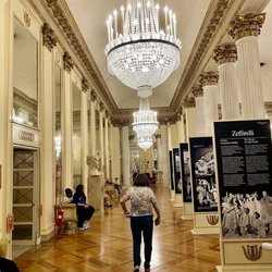 Teatro alla Scala - In the waiting hall