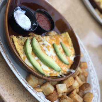 Another Broken Egg Cafe - Breakfast & Brunch Near Me - Fishers, Indiana