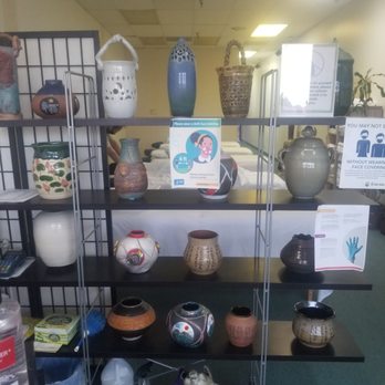 Hide's Shiatsu - Massage tables in the background. - Massage Near Me - Gardena, California Hide's Shiatsu - Massage tables in the background. - Massage Near Me - Gardena, California