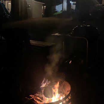 Masoods Lodge - Fire pit with camping chairs all included - Hotels Near Me - Boulder Creek, California Masoods Lodge - Fire pit with camping chairs all included - Hotels Near Me - Boulder Creek, California