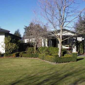 Buluga Lodge - Bed & Breakfast Near Me - Methven, CAN