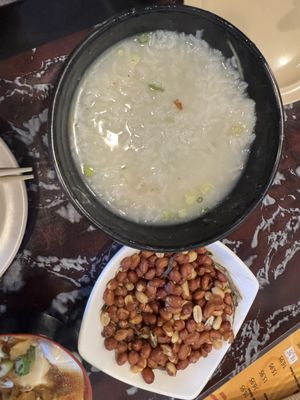 All Seasons Cafe by null