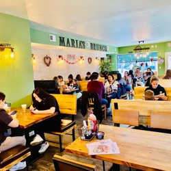 Maria's Brunch - Cozy indoor set up