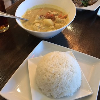 Palm Thai Bistro - Yellow Curry with rice. - Thai Near Me - Fairfield, California