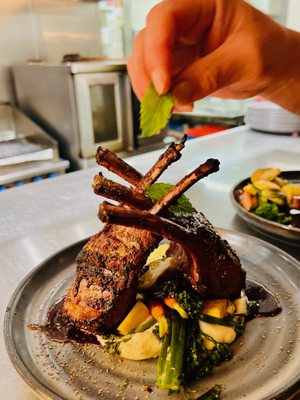 Whitestone Restaurant & Bar by null