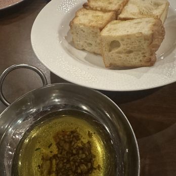 Sorella's - House bread and oil. Yum. - Italian Near Me - Virginia Beach, Virginia Sorella's - House bread and oil. Yum. - Italian Near Me - Virginia Beach, Virginia