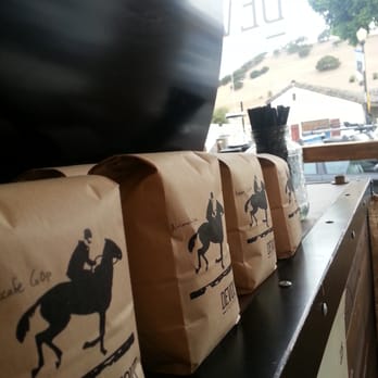 Devout Coffee - Coffee Roasteries Near Me - Fremont, California