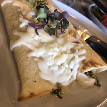 Maison Stivalet - Chicken Florentine crepe - Bakeries Near Me - McAllen, Texas Maison Stivalet - Chicken Florentine crepe - Bakeries Near Me - McAllen, Texas