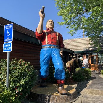 Lumberjacks Restaurant - Diners Near Me - Redding, California