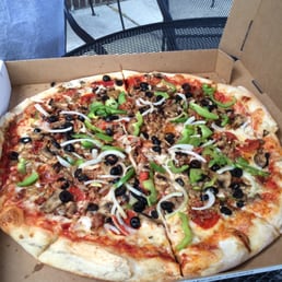 Deluxe Pizza Deluxe Pizza