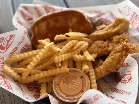 Raising Cane's Chicken Fingers by null
