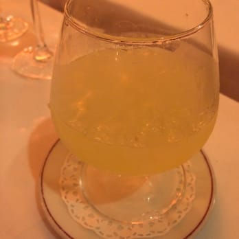 Le Grand Colbert - Lemon cello cocktail - French Near Me - Paris, 75
