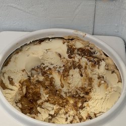 Morelli’s Gourmet Ice Cream - Pecan praline ice cream