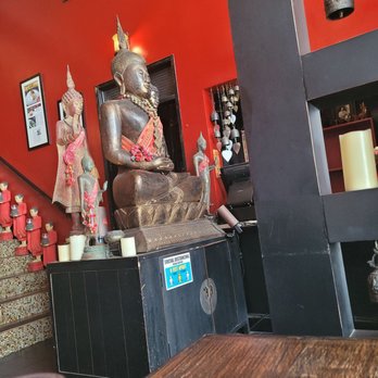 Thai District - This is towards the entrance. Beautiful decor!!! - Thai Near Me - Long Beach, California