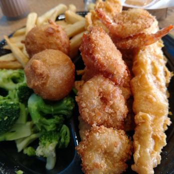 Captain D's - Catfish and shrimp with broccoli and fries. - Seafood Near Me - Balch Springs, Texas