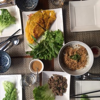 Chez Alfred Lao Cuisine - Great dinner spread, including Nem Thadeua and Mi Kathi - Laotian Near Me - Paris, 75 Chez Alfred Lao Cuisine - Great dinner spread, including Nem Thadeua and Mi Kathi - Laotian Near Me - Paris, 75