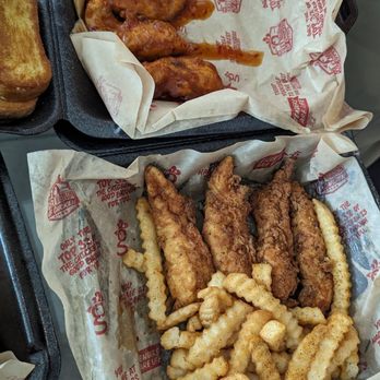 Huey Magoo's Chicken Tenders - Chicken Shop Near Me - Dacula, Georgia