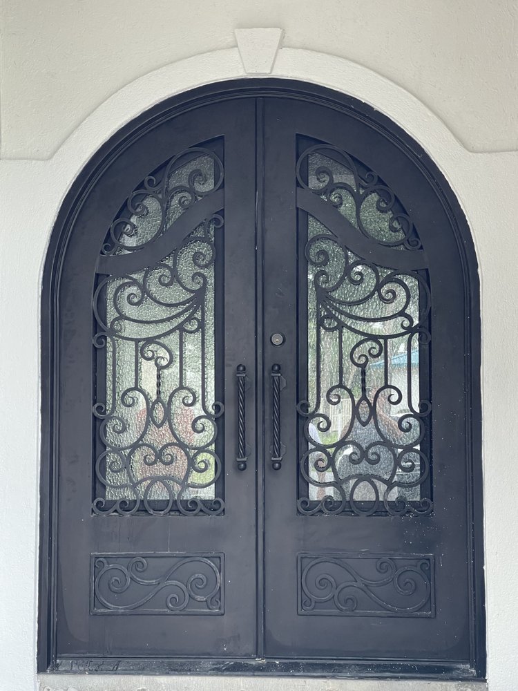 Slide of Paul Davis Restoration