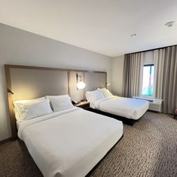 Fairfield by Marriott Inn & Suites Lancaster Palmdale - Bedroom, clean