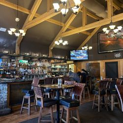 The Montana Club - Bar