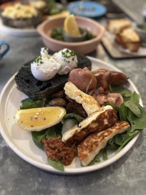 Scarlett Green by null