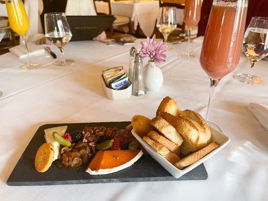 Mirbeau Inn & Spa Skaneateles by null
