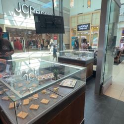 Body Jewlz - Gold jewelry on display inside the mall