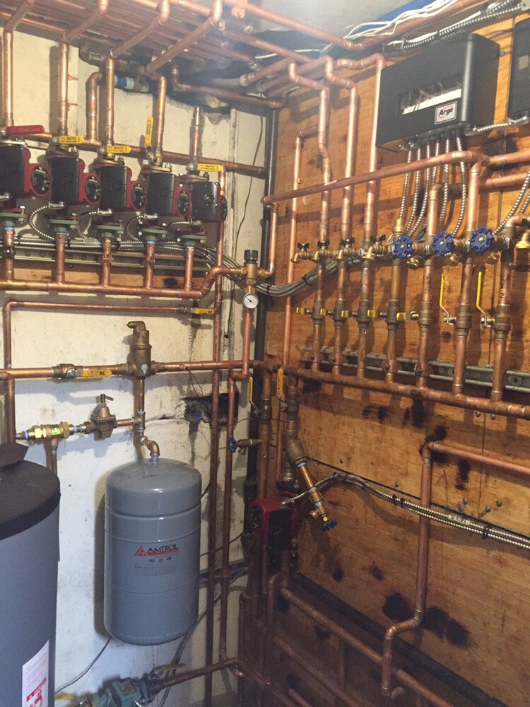 Slide of Vinny's Pipe Repair & Drain Cleaning